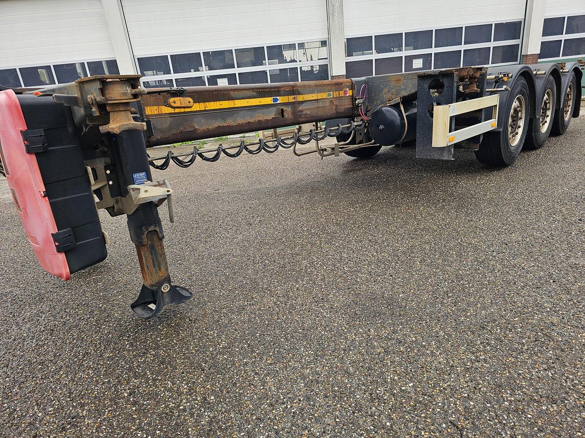Used 2011 PACTON TXC.343 KB| MULTI CHASSIS ALL CONNECTIONS| SAF DISC | ALU RIMS | LIFT AXLE.