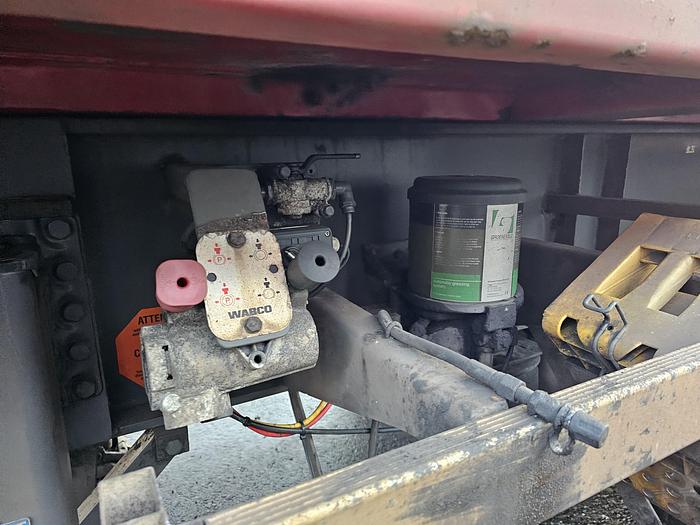 Used 2009 A.J.K OP 17-27/22.5 | Steel tipper \ steel chassis/box.| holland trailer.