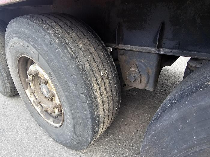 Used 2002 Van Hool 3 axle curtainsider| Saf intradisc