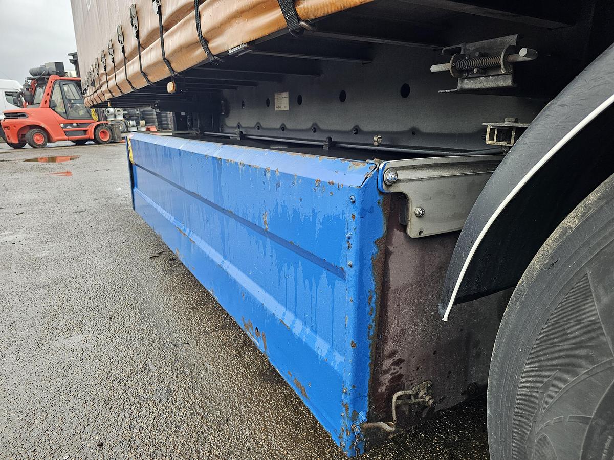 Used 2011 VAN HOOL 3B0072 | GALVANISED STEEL CHASSIS | ALU RIMS |BPW DISC | TUV APK/ 10-05-2026.