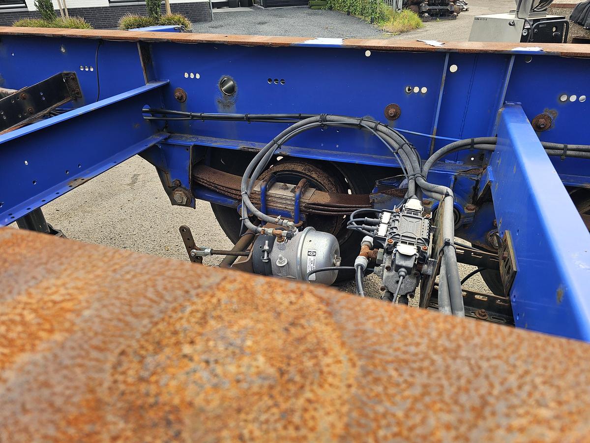 Used 2009 KRONE ATL 20 20 FOOT | STEEL SUSPENSION| BPW DRUM.