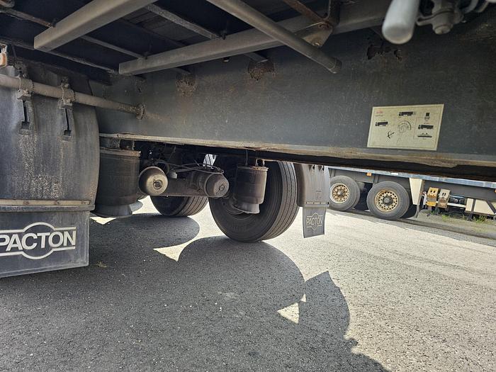 Used 2008 Pacton T3 011 | 3 AXLE CURTAINSIDER | SAF drum.