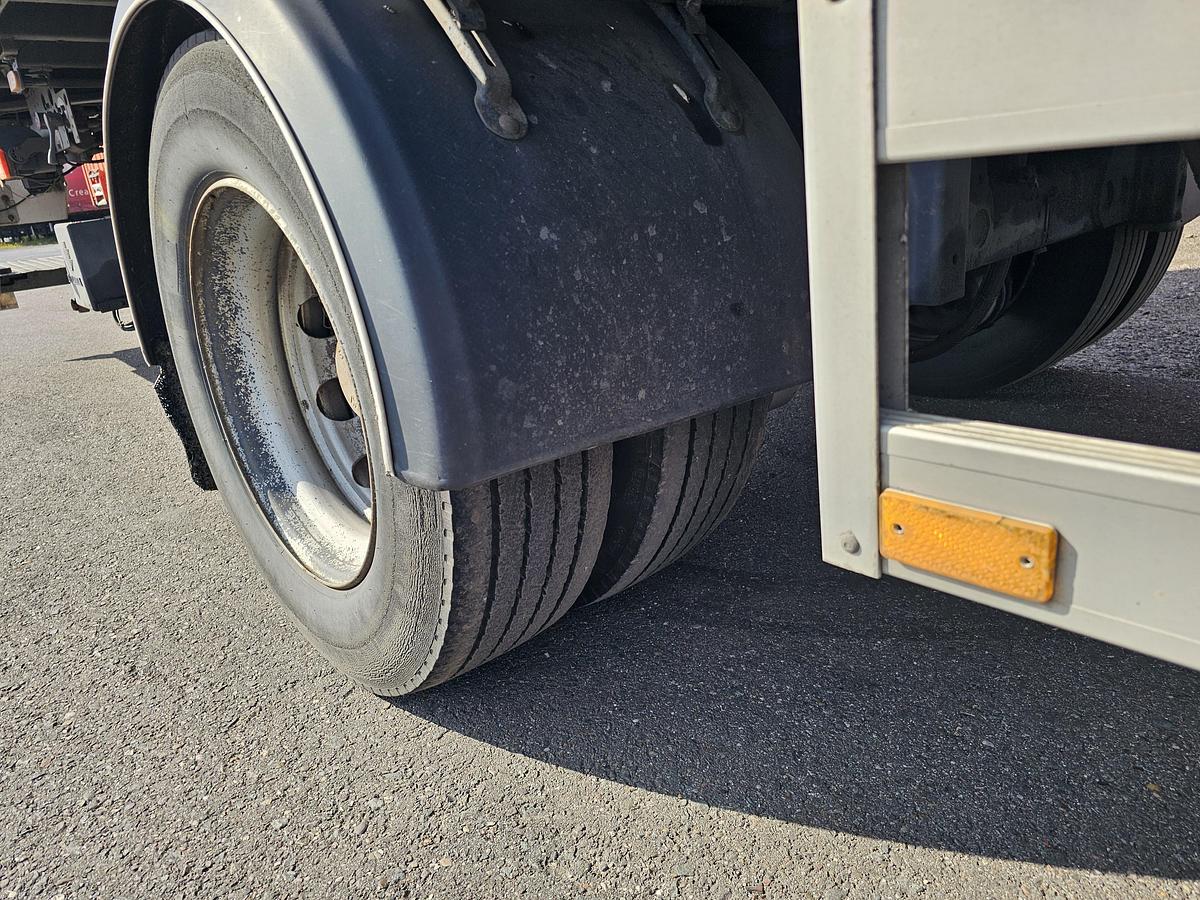 Used 2013 PACTON TBD.122 | SINGLE STEERING AXLE |UNDER SLIDING LOADING LIFT + BATTERIES| DAF DISC| APK /TUV 17-01-2025