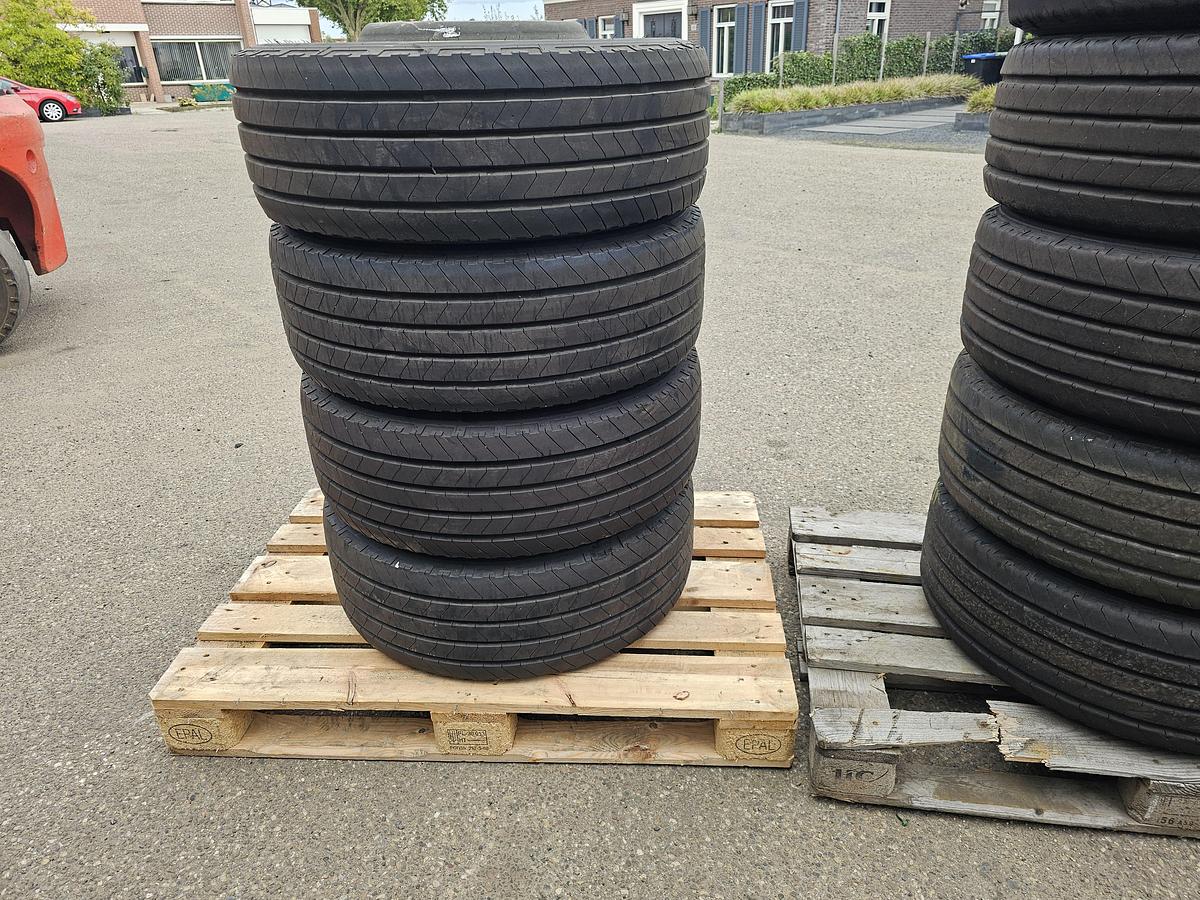 Used 2010 GOOD YEAR 265/55 R 22.5 | K MAX T.