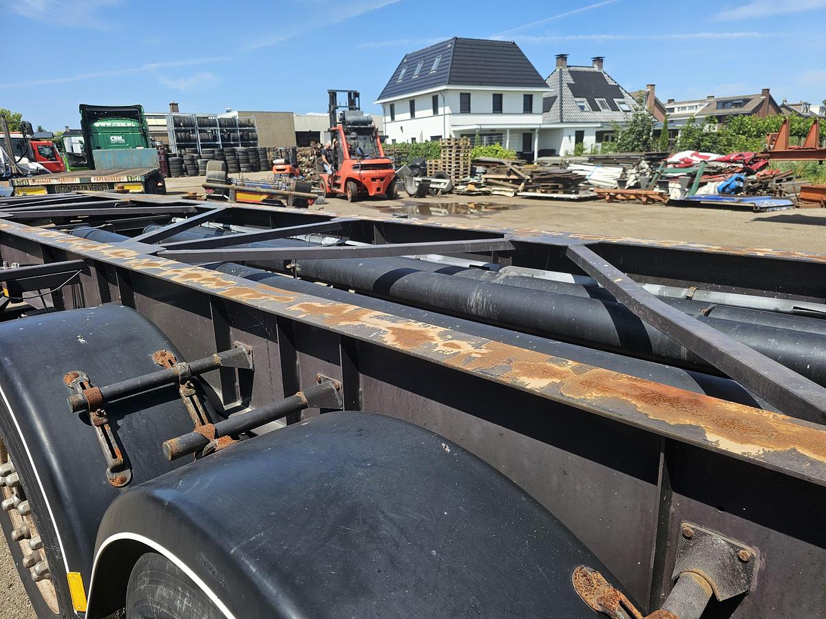 Used 2000 DESOT DSTO-2001-SSR-99L| adr CHASSIS 20/30 FT| 3940 KG | APK 10-12-2025 | HOLLAND CHASSIS. DAF DISC.