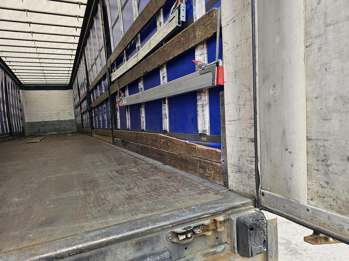 Gebruikt 2005 SCHMITZ SPR27/2000 | GALVANISED  CHASSIS | SAF DISC.