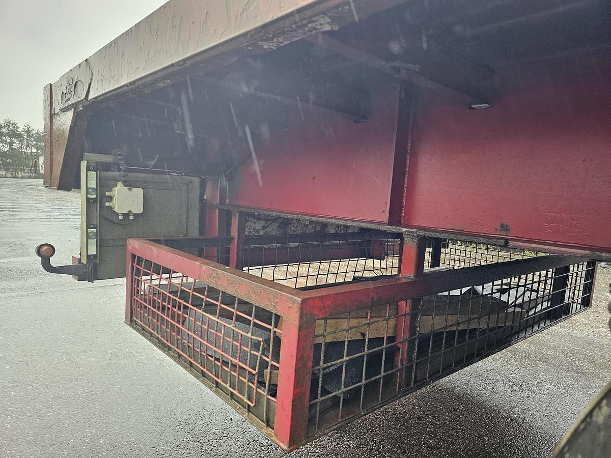 Used 1988 RENDERS ROC 12-27 N14 HEAVY DUTY 3 AXLE SEMITRAILER STEEL FLOOR.| SAF DRUM