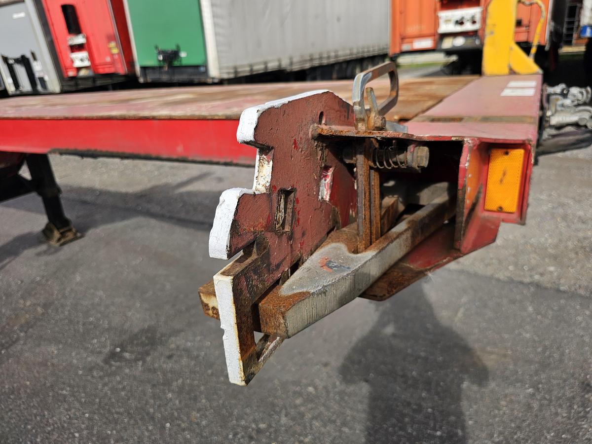 Used 2006 D-TEC  YARD CHASSIS |MULTI CHASSIS | ALL CONNECTIONS| NO DOCUMENTS | 3 PIECES.