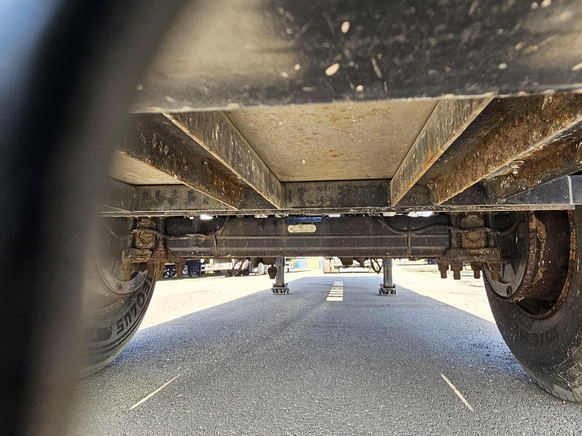 Gebruikt 2005 BURG  BPO 12-10 ORNXX | USED FOR CAS CONTAINERS |. STEEL SUSPENSION