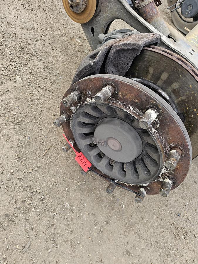 Used 2006 SAF B19-22K01 TRAILER AXLE DISC