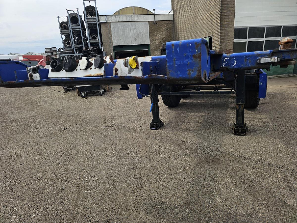 Used 2009 KRONE ATL 20 20 FOOT | STEEL SUSPENSION| BPW DRUM.