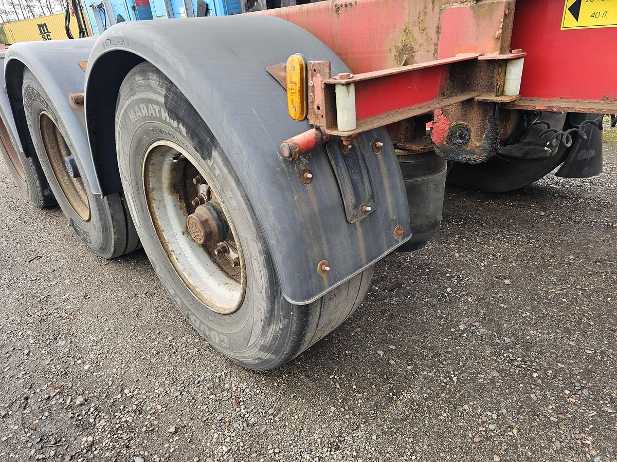 Gebruikt 2001 RENDERS euro 800 | 40 ft | Bpw drum.