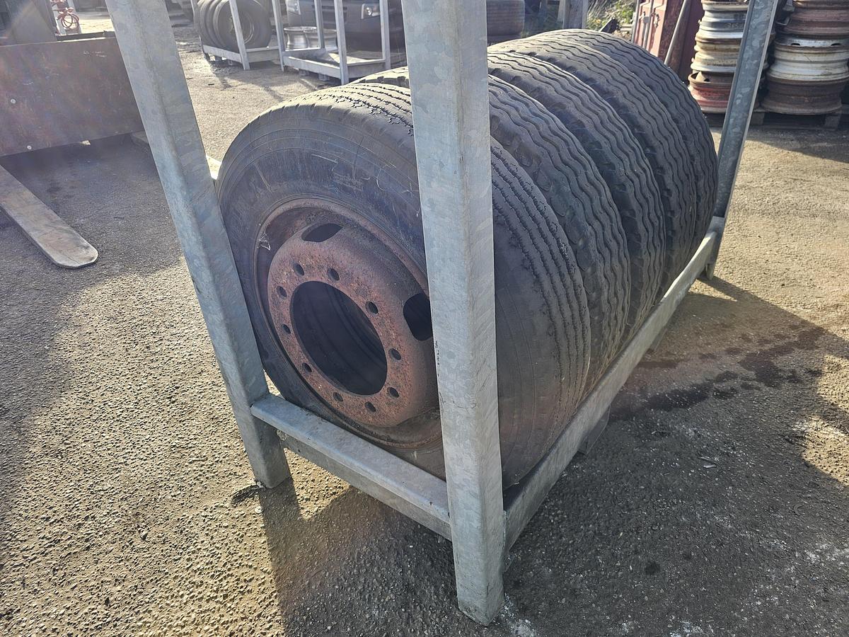 Gebruikt 2000 UNIROYAL ENERGY