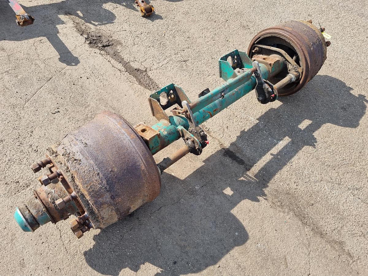 Used 1995 SAF TRAILER AXLE DRUM BRAKES DOUBLE TYRES.
