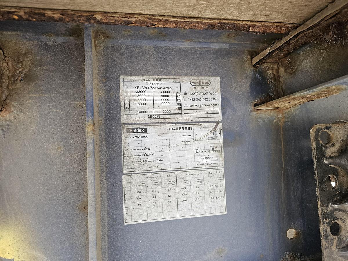 Gebruikt 2009 Van Hool 3B0073 | 3 AXLE FLATBED 13.60 MTR TWISTLOCKS FOR CONTAINER 40 FT 2 X20 FT BPW DRUM | 2 PIECES