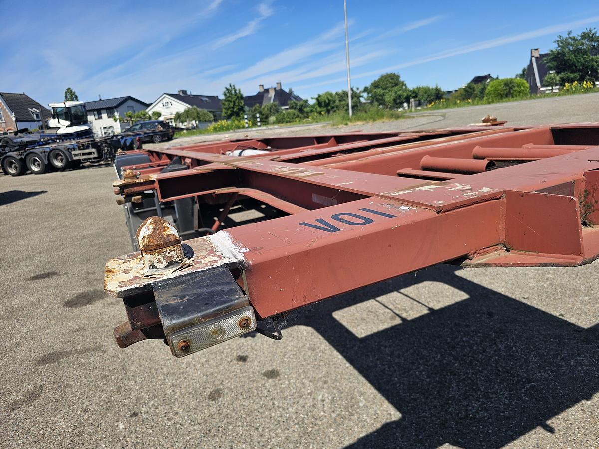 Used 2000 Burg BPO 12-27CCXGX-00. | ADR TANK CHASSIS 20/30 FT | BPW DRUM