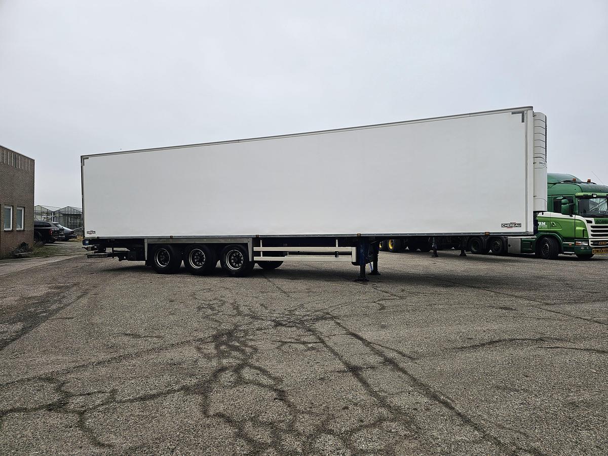 Gebruikt 2018 CHEREAU iNOGAM/TYPE 1507 | CARRIER VECTOR 1950| DE HOLLANDIA 2500 KG |BPW DISC| TUV 02-08-2026.