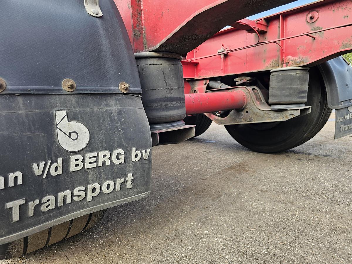 Used 2005 FREUHAUF OCCZ 42-327 A| 40 FT HIGHCUBE| 2 X 20 FOOT 20 FOOT MIDDLE | SAF DISC.| APK TUV 10-03-2026.