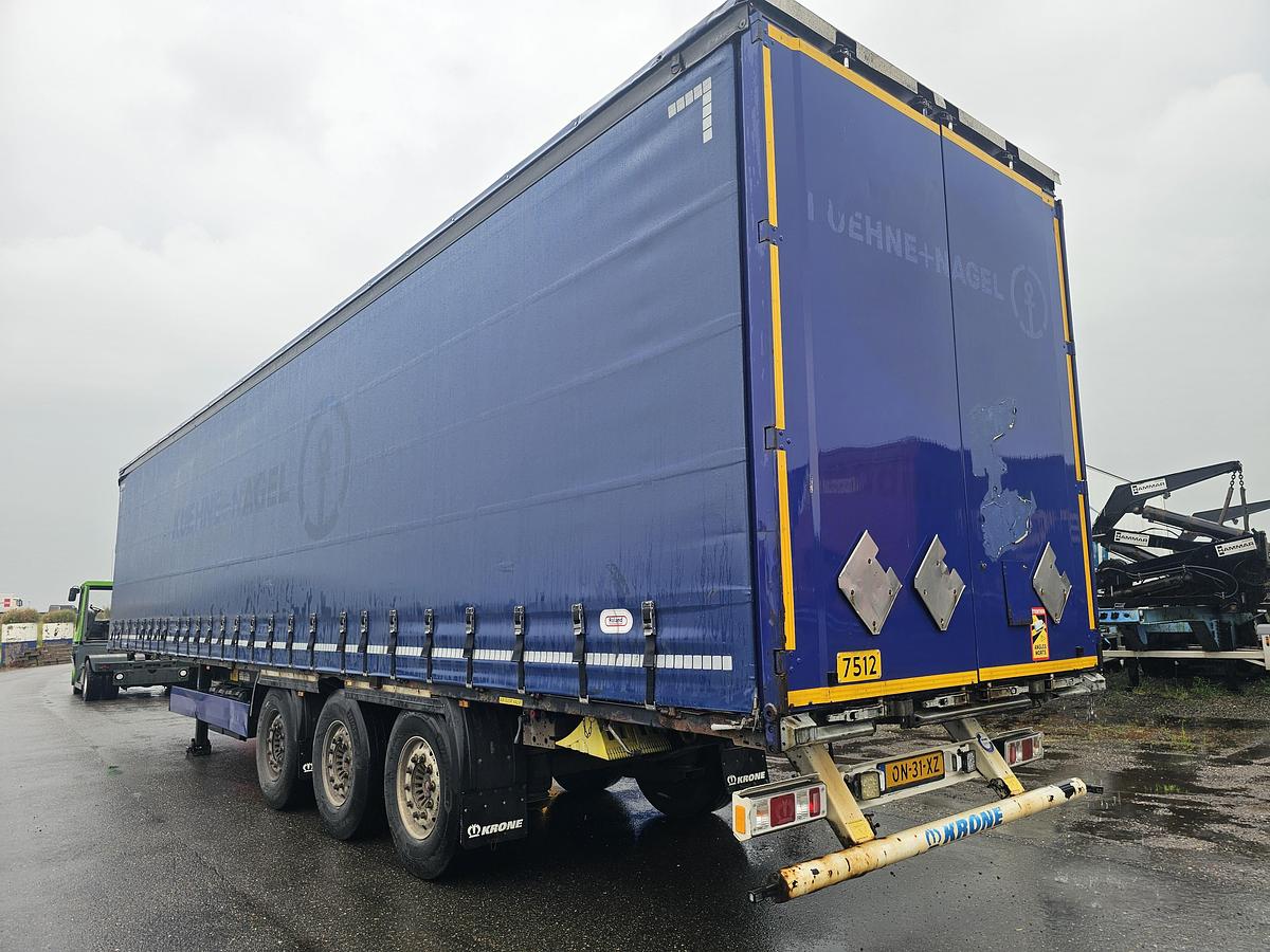 Gebruikt 2015 KRONE SD, SAF DISC, ALU RIMS. SLIDING ROOF, ALU SIDE BOARDS.