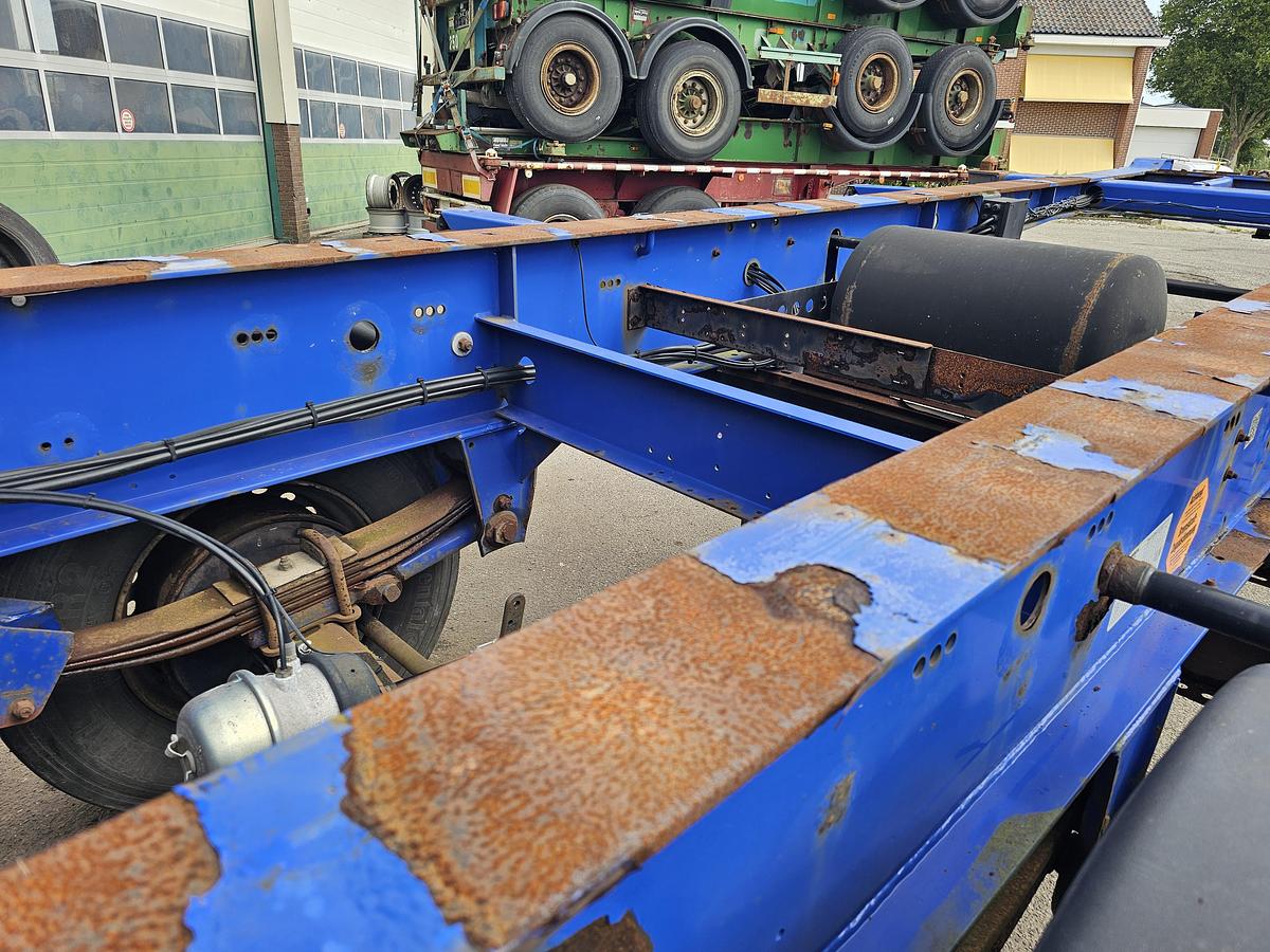 Used 2010 KRONE ATL 20 20 FOOT | STEEL SUSPENSION| BPW DRUM.