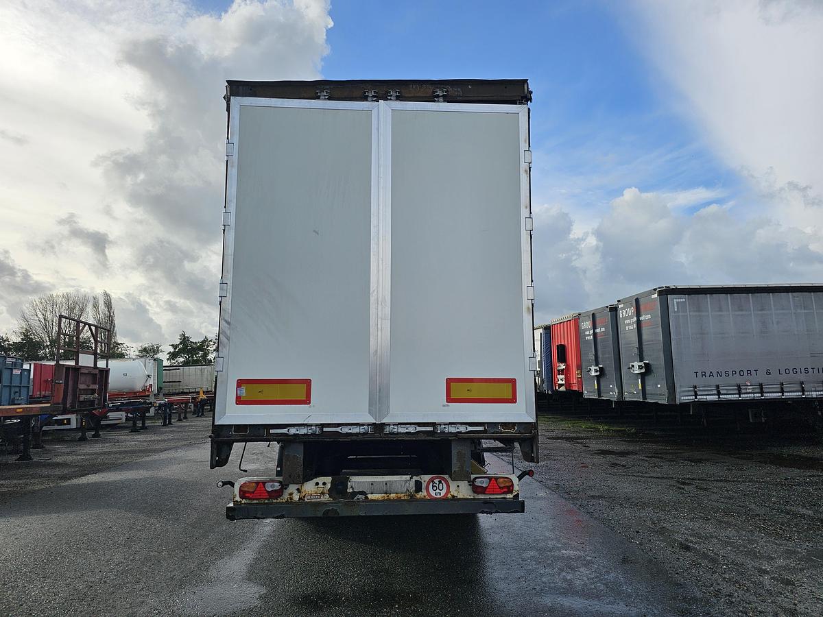 Gebruikt 2011 RENDERS ROC 16.27 N