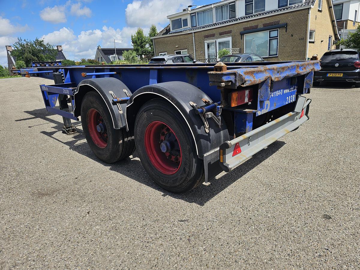 Gebruikt 2006 MKF METALLBAU CS 20 -20 FOOT- CONTAINER CHASSIS -HEAVY DUTY- BPW DRUM -STEEL SUSPENSION- GOOD QUALITY.