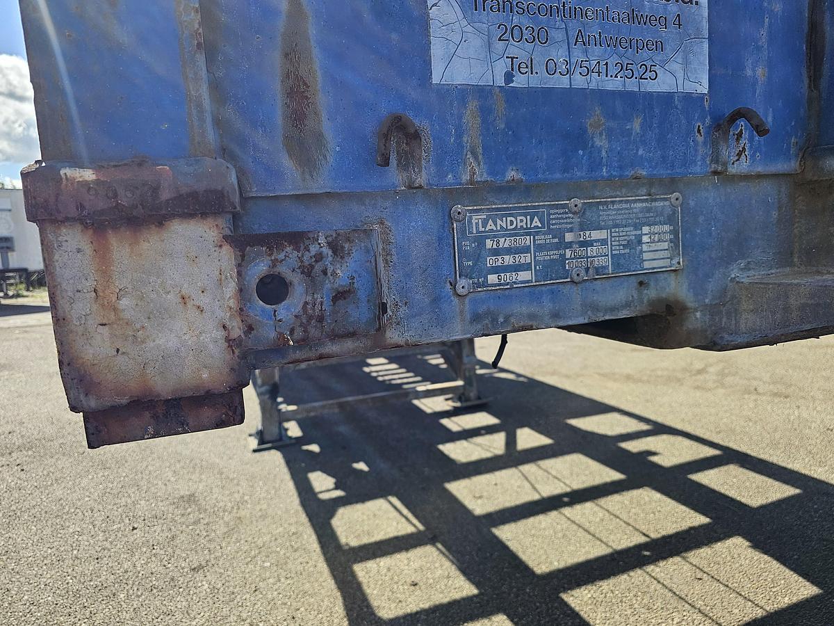 Gebruikt 1984 FLANDRIA OP 3/32T STEEL SUSPENSION / 15 CM BPW DRUM AXLES/ TWISLOCKS 40 FT 2 X 20 FOOT.