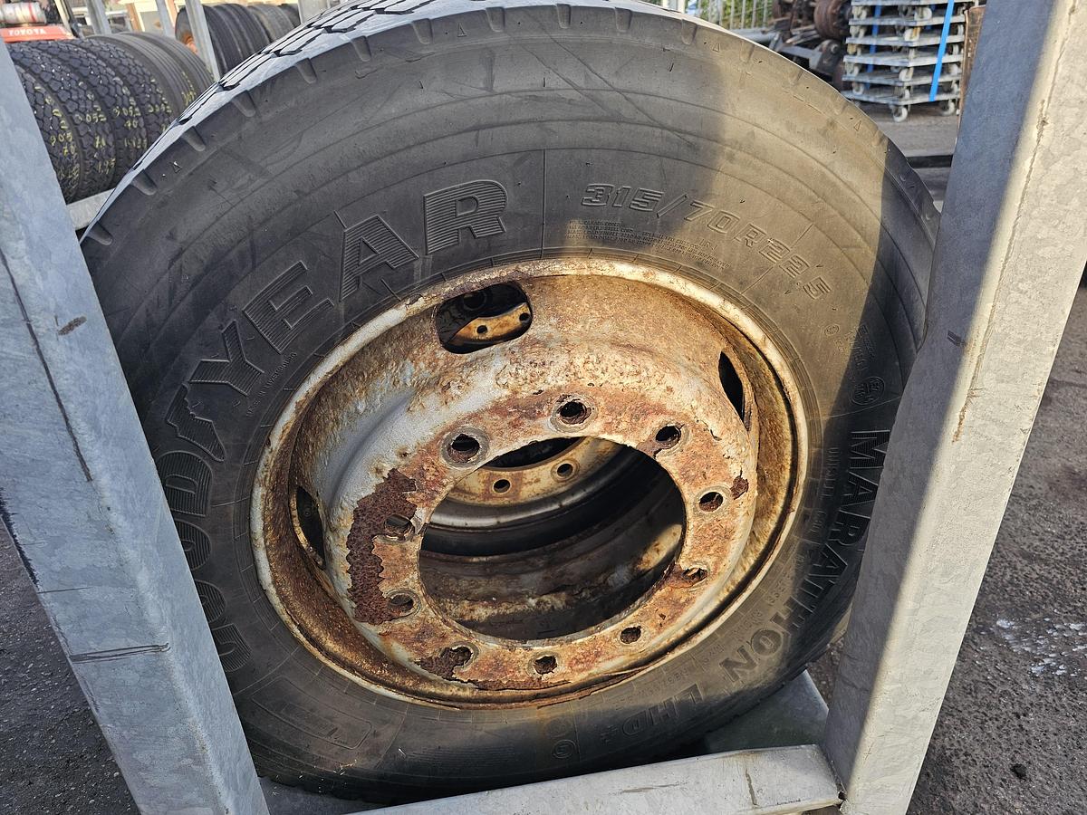 Gebruikt 2000 GOOD YEAR