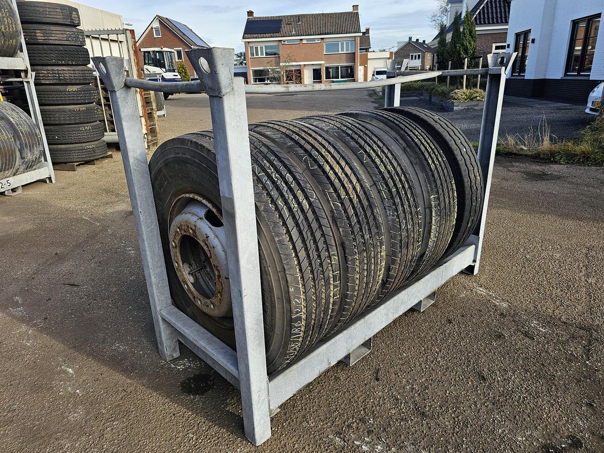 Gebruikt 2010 HANKOOK TRAILER TIRE.