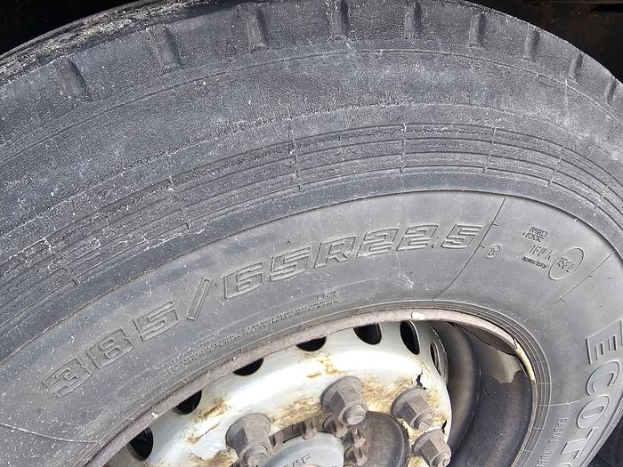 Used 2002 Van Hool 3 axle curtainsider| Saf intradisc