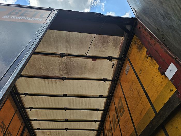 Used 2002 Van Hool 3 axle curtainsider| Saf intradisc