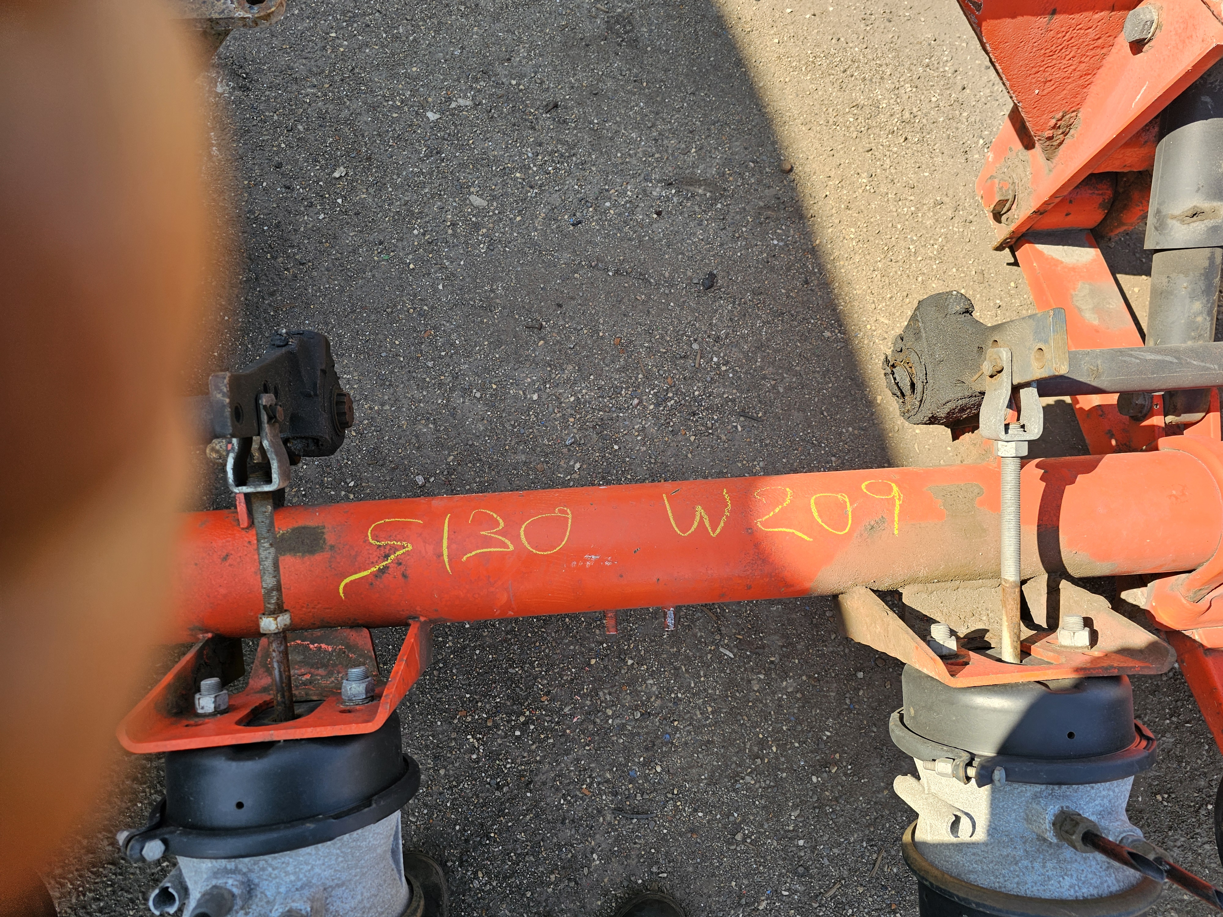Gebruikt 2005 SMB TRAILER AXLE SINGLE TIRE DRUM