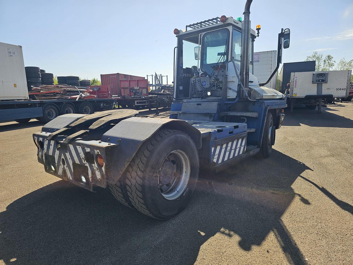 Gebruikt 2016 TERBERG RT283 | TERMINAL TRACTOR 4X4| TURNING CHAIR. | AUTOMATIC GEAR |19208 HOURS h HYDRAULIC SYSTEM.