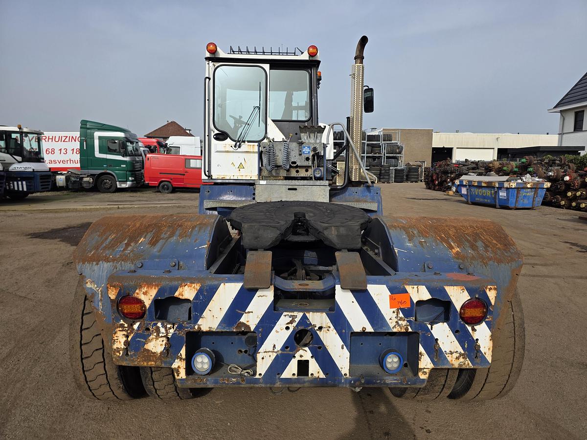 Gebruikt 2012 TERBERG RT283 | TERMINAL TRACTOR 4X4| TURNING CHAIR. | AUTOMATIC GEAR | 27315 HOURS |  hydraulic system|