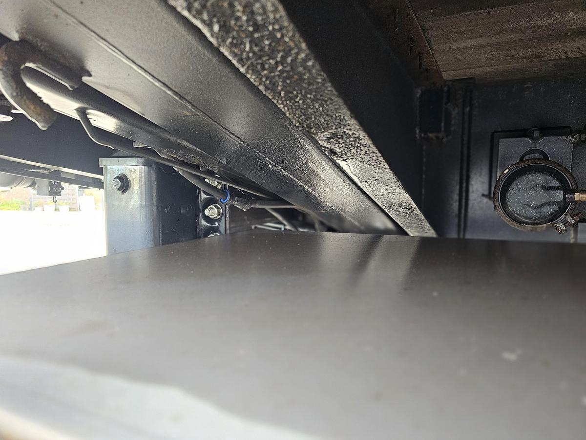 Gebruikt 1997 BROSHUIS 1AOU 10 10 /SINGLE AXLE/ SAF DRUM/ OLD BUT LIKE NEW/ (EXTENDIBLE) APK,TUV 10-06-2027.