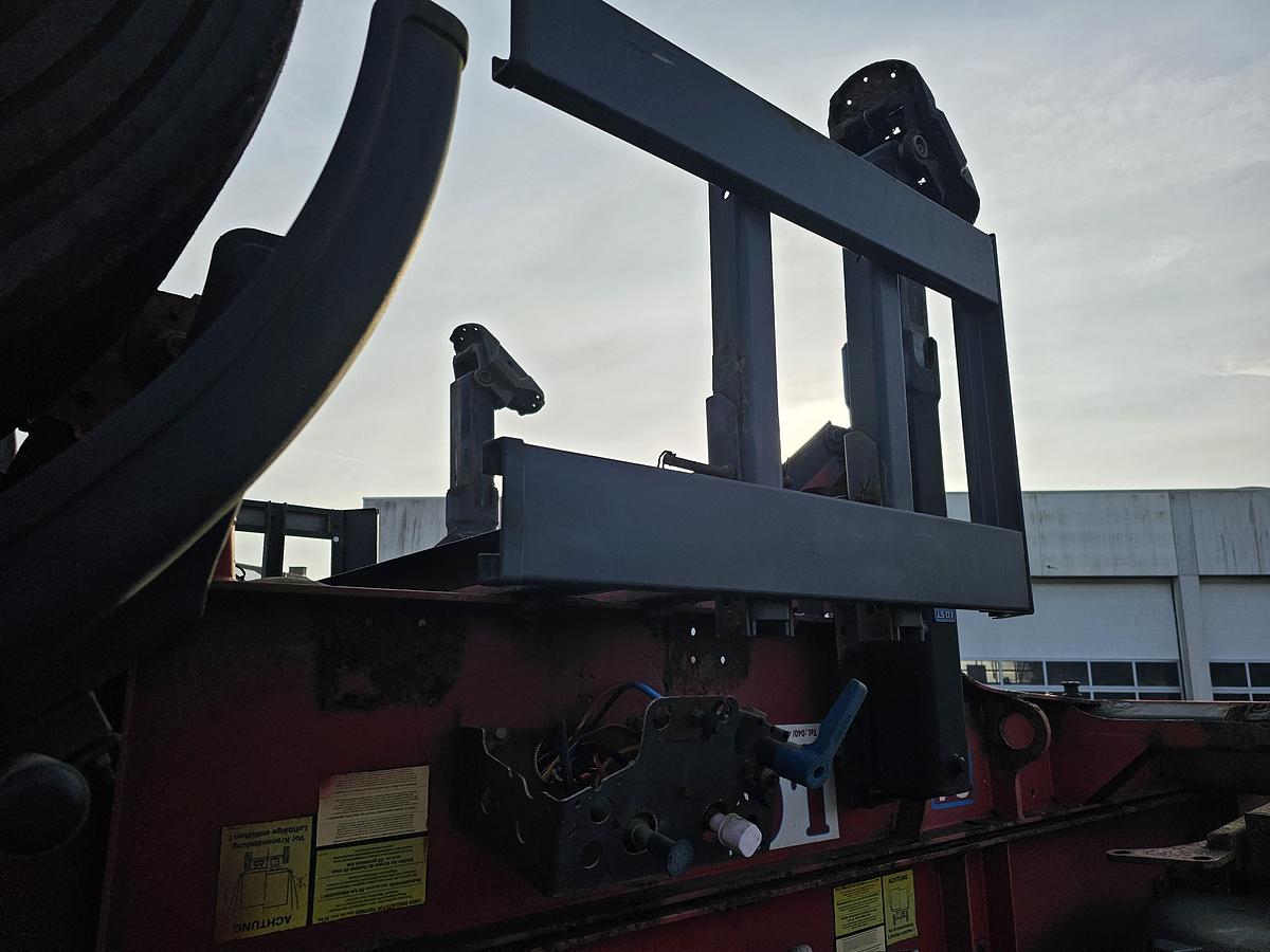 Gebruikt 2009 SCHMITZ SCF 18 20 FOOT CONTAINER CHASSIS | AIR SUSP| SAF DISC.