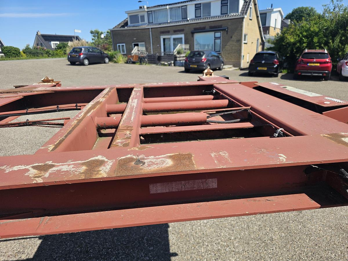 Used 2000 Burg BPO 12-27CCXGX-00. | ADR TANK CHASSIS 20/30 FT | BPW DRUM