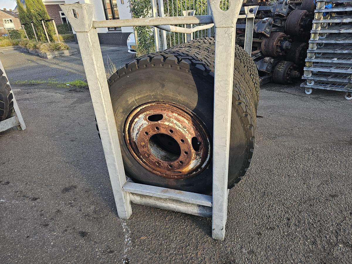 Gebruikt 1990 DIVERS 1000 X 20