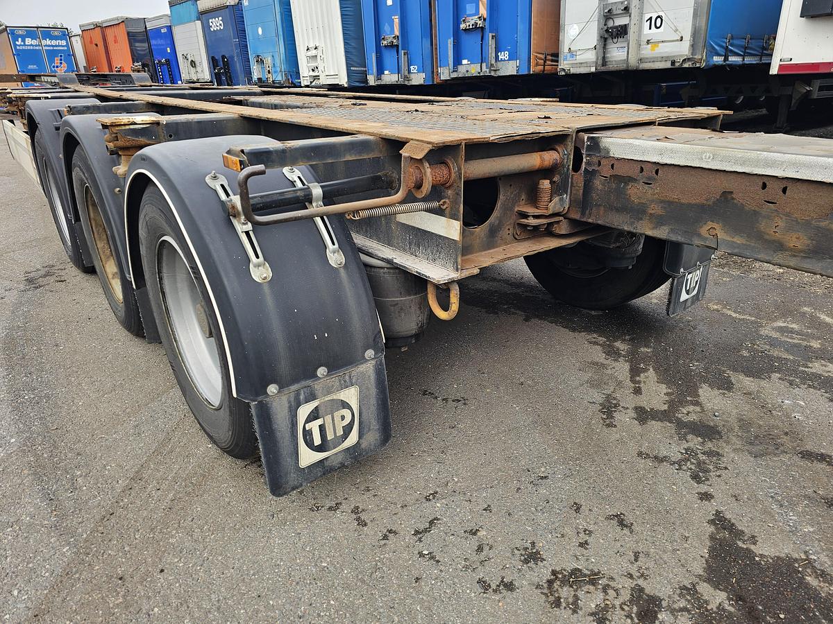 Gebruikt 2015 KRONE SD | CONTAINER CHASSIS 40 FT 2 X 20 FT |BPW DRUM| APK TUV 22-07-2026. 5 PIECES.