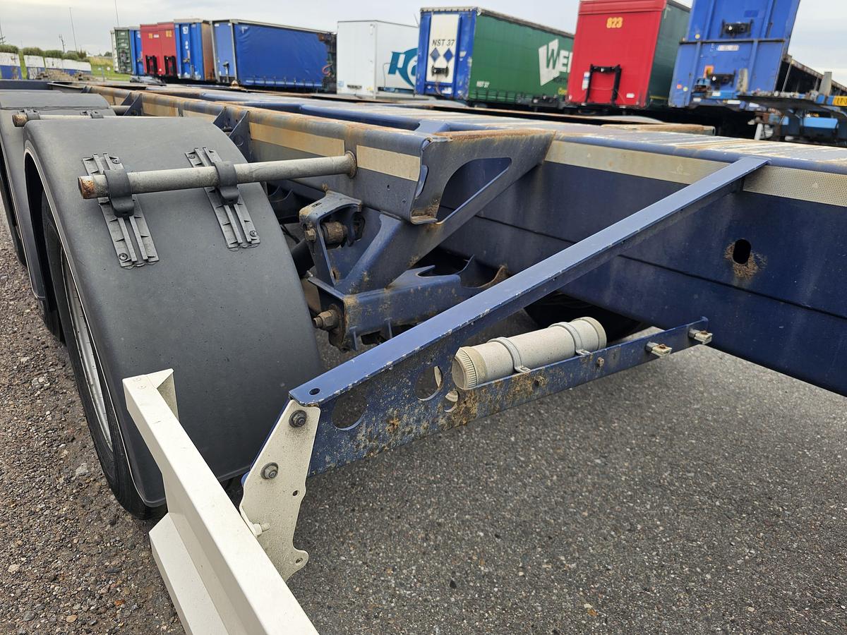 Gebruikt 2015 D-TEC VCC-01 / 45 FOOT CONTAINER CHASSIS / VALKX AXLES.