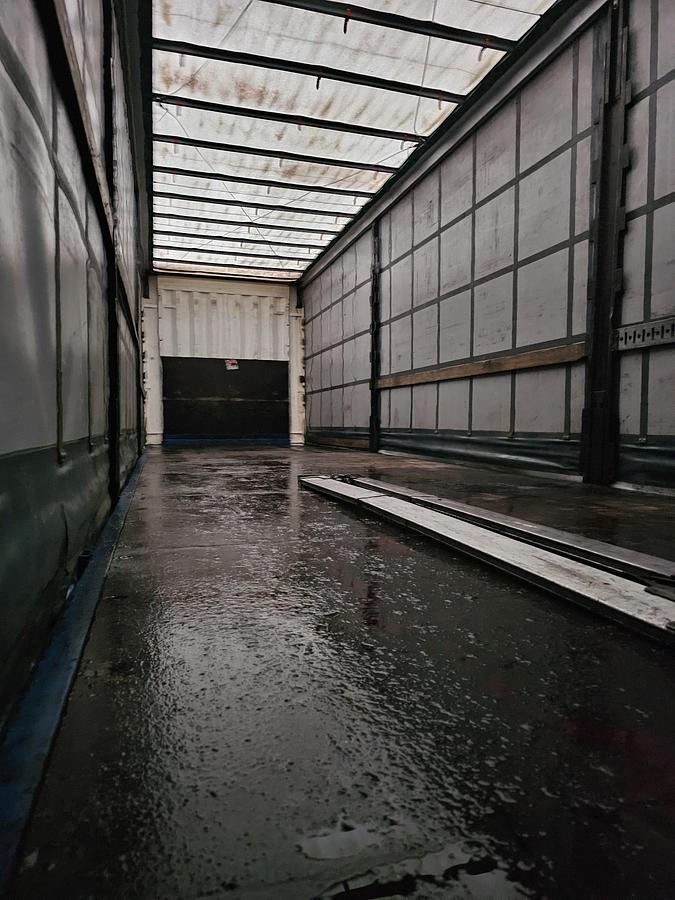 Gebruikt 2015 KRONE SZ| 2 AXLE CITY TRAILER | STEERING AXLE. BPW DISC. LOADING LIFT. TUV BELGIUM 18-06-2026