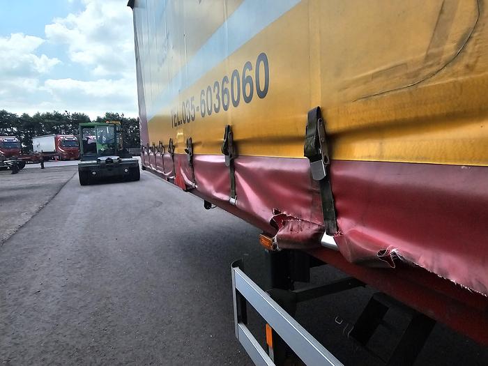 Used 2002 Van Hool 3 axle curtainsider| Saf intradisc