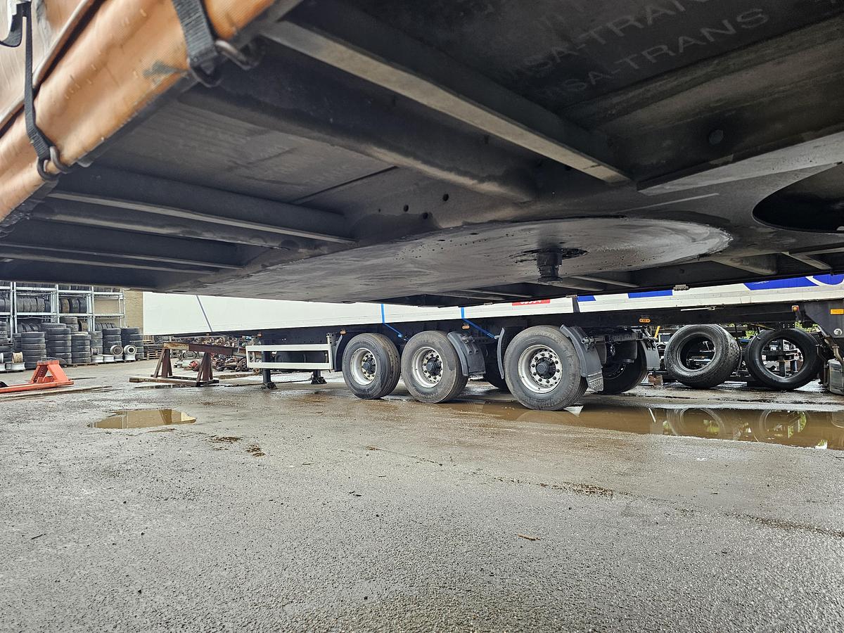 Used 2011 VAN HOOL 3B0072 | GALVANISED STEEL CHASSIS | ALU RIMS |BPW DISC | TUV APK/ 10-05-2026.