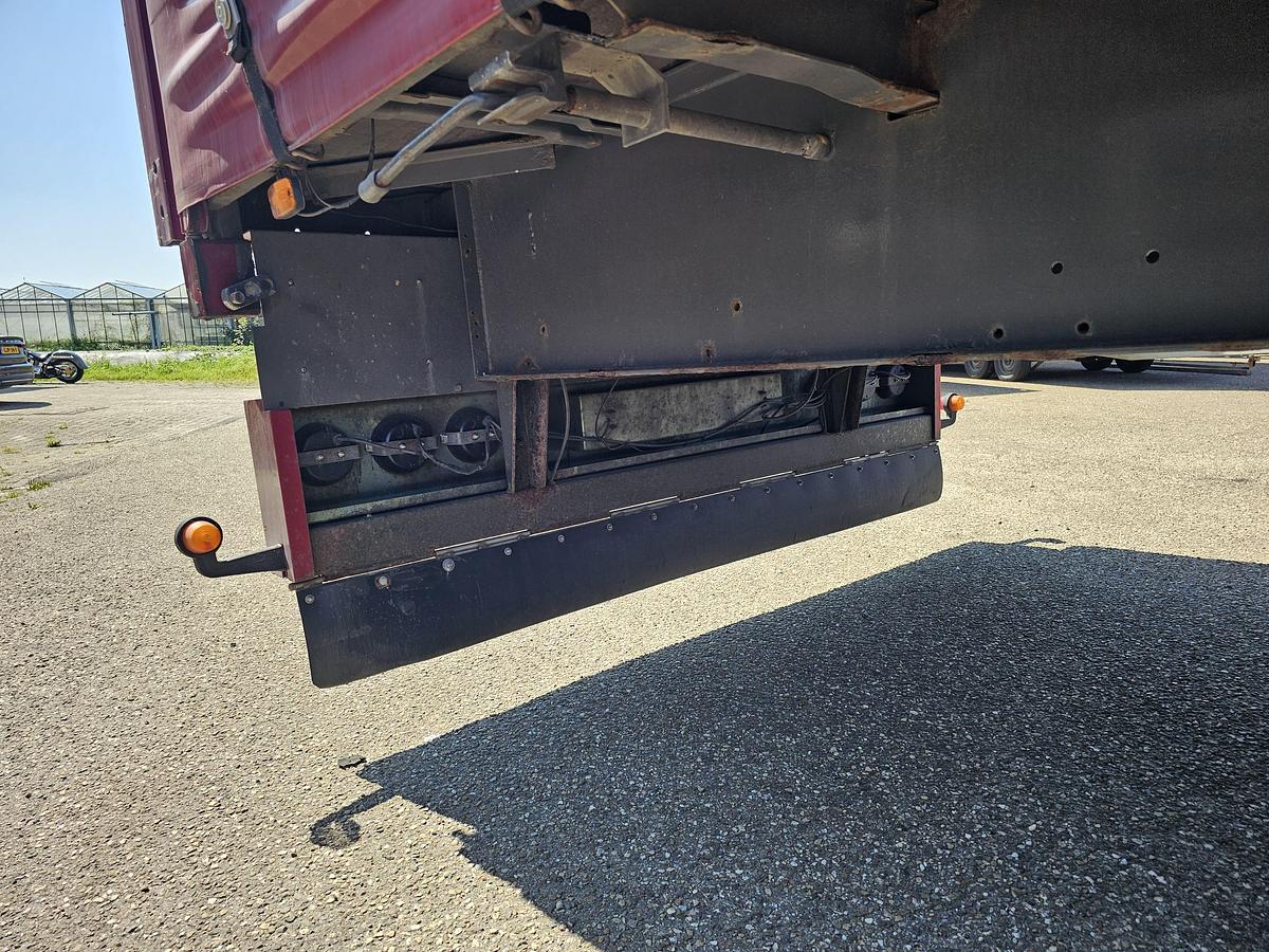 Used 2000 schmitz S01 | SLIDING ROOF | 2 LIFT AXLES| NICE HOLLAND TRAILER| SAF DISC.