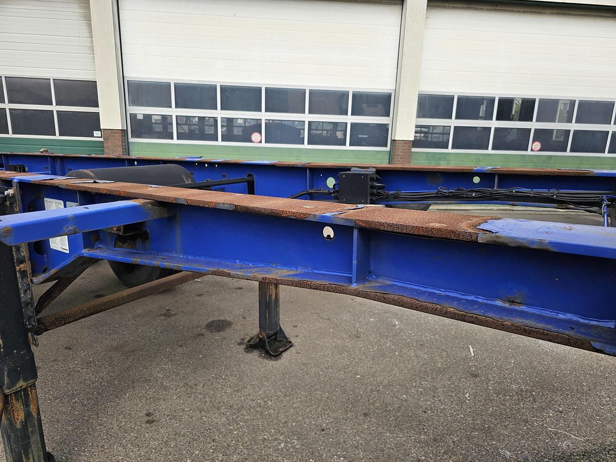 Used 2010 KRONE ATL 20 20 FOOT | STEEL SUSPENSION| BPW DRUM.