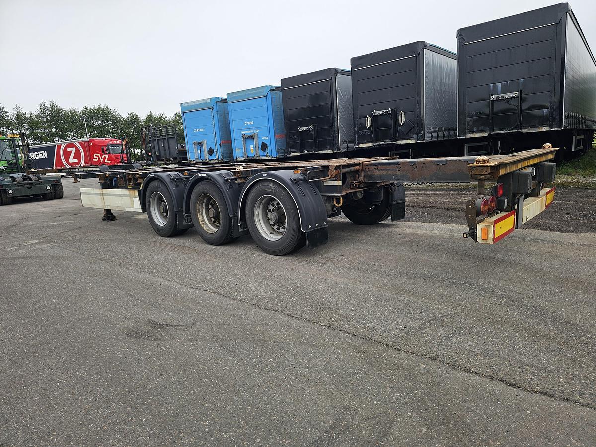 Gebruikt 2015 KRONE SD | 40 FT|2 X 20 FT | BACK SLIDER |HIGHCUBE.| APK /TUV 12-01-2027 |5 PIECES.