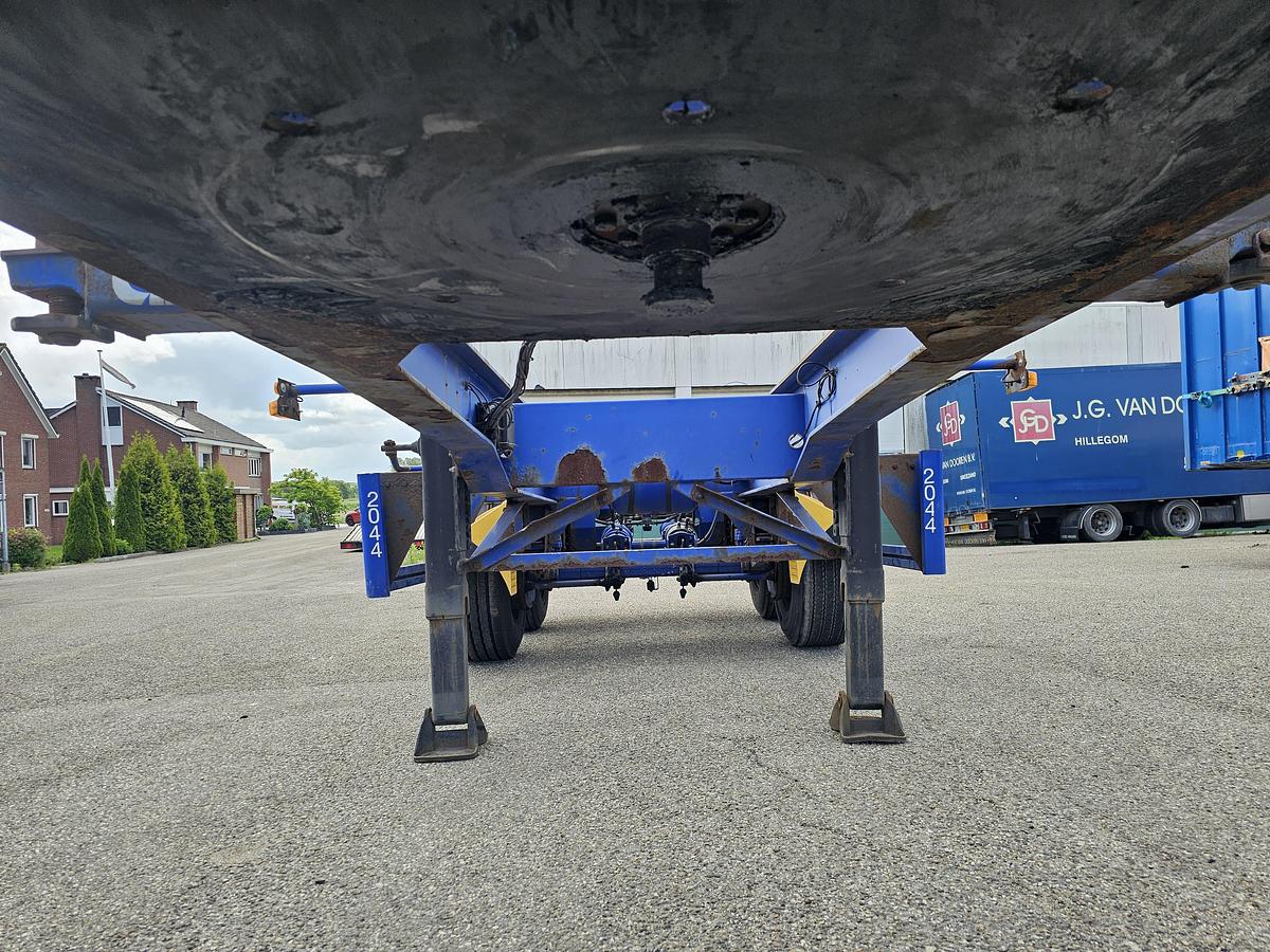Gebruikt 2007 MKF METALLBAU CS 20 -20 FOOT- CONTAINER CHASSIS -HEAVY DUTY- BPW DRUM -STEEL SUSPENSION- GOOD QUALITY.