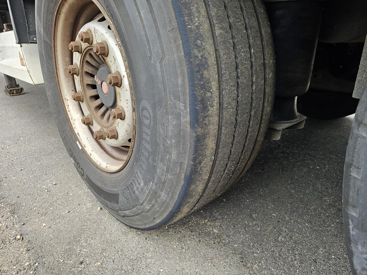 Used 2011 KRONE SD 27 | SAF DISC | NICE CHASSIS .