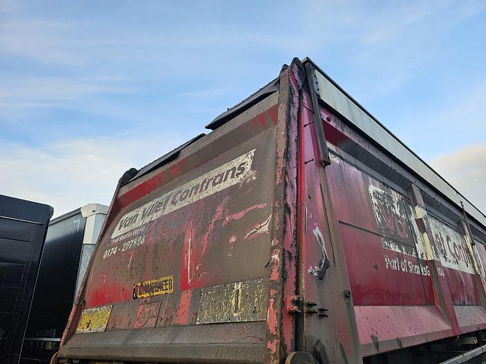 Used 2009 A.J.K OP 17-27/22.5 | Steel tipper \ steel chassis/box.| holland trailer.