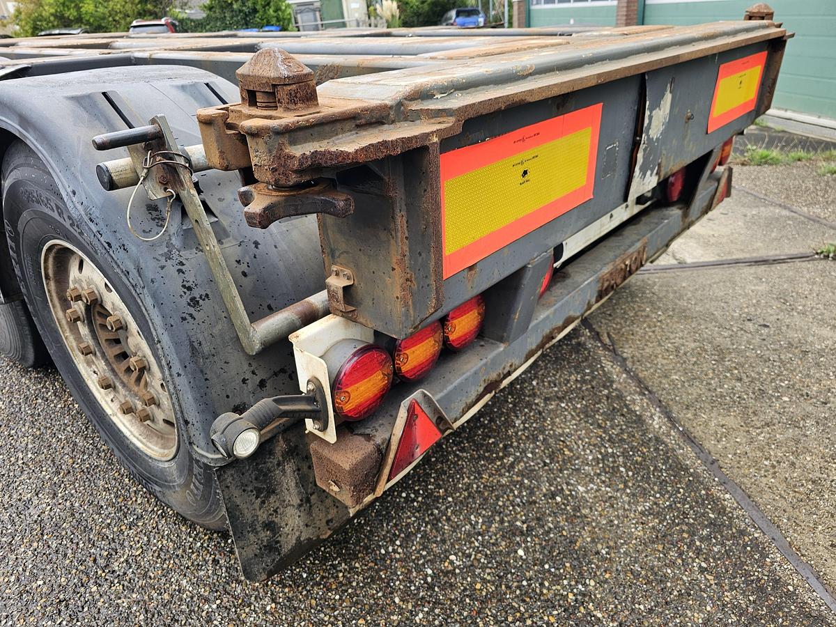 Used 2011 PACTON TXC.343 KB| MULTI CHASSIS ALL CONNECTIONS| SAF DISC | ALU RIMS | LIFT AXLE.